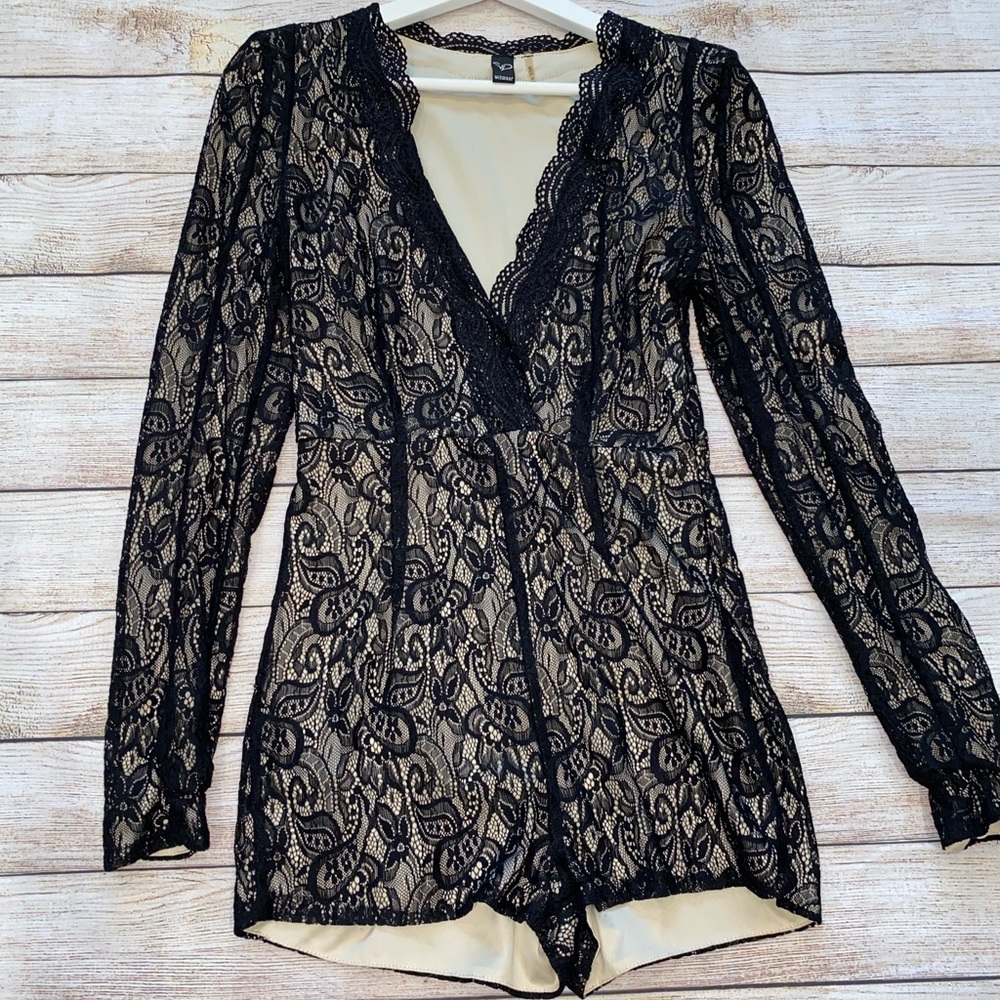 Lace romper